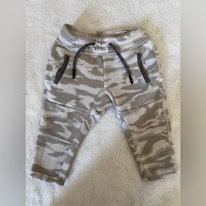 Gap Fit | Athletic Sweatpants | 12-18 M